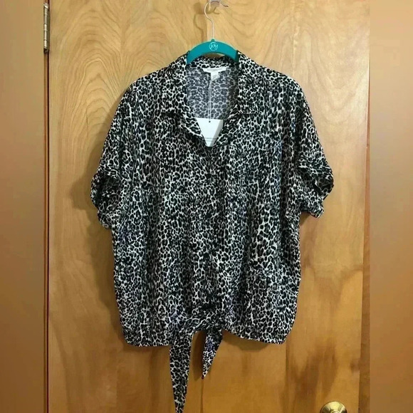 Beach Lunch Lounge Button Down Short Sleeve that Ties Leopard Size Large NWT - Picture 1 of 12